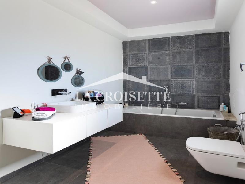 Villa meublée S+4 avec piscine à La Soukra